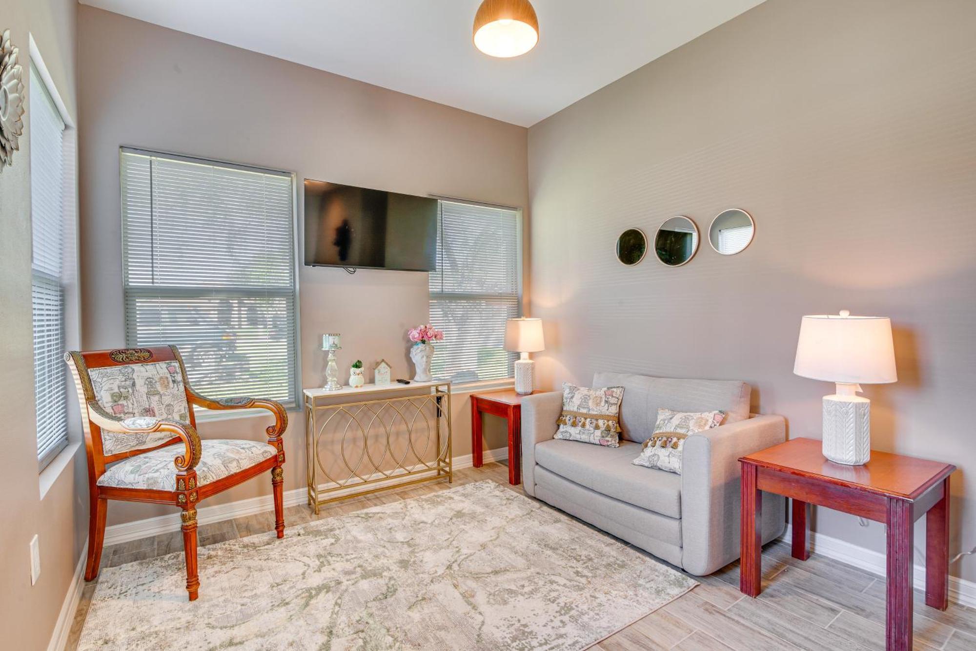 Pet-Friendly Brownsville Apartment With Yard! 외부 사진