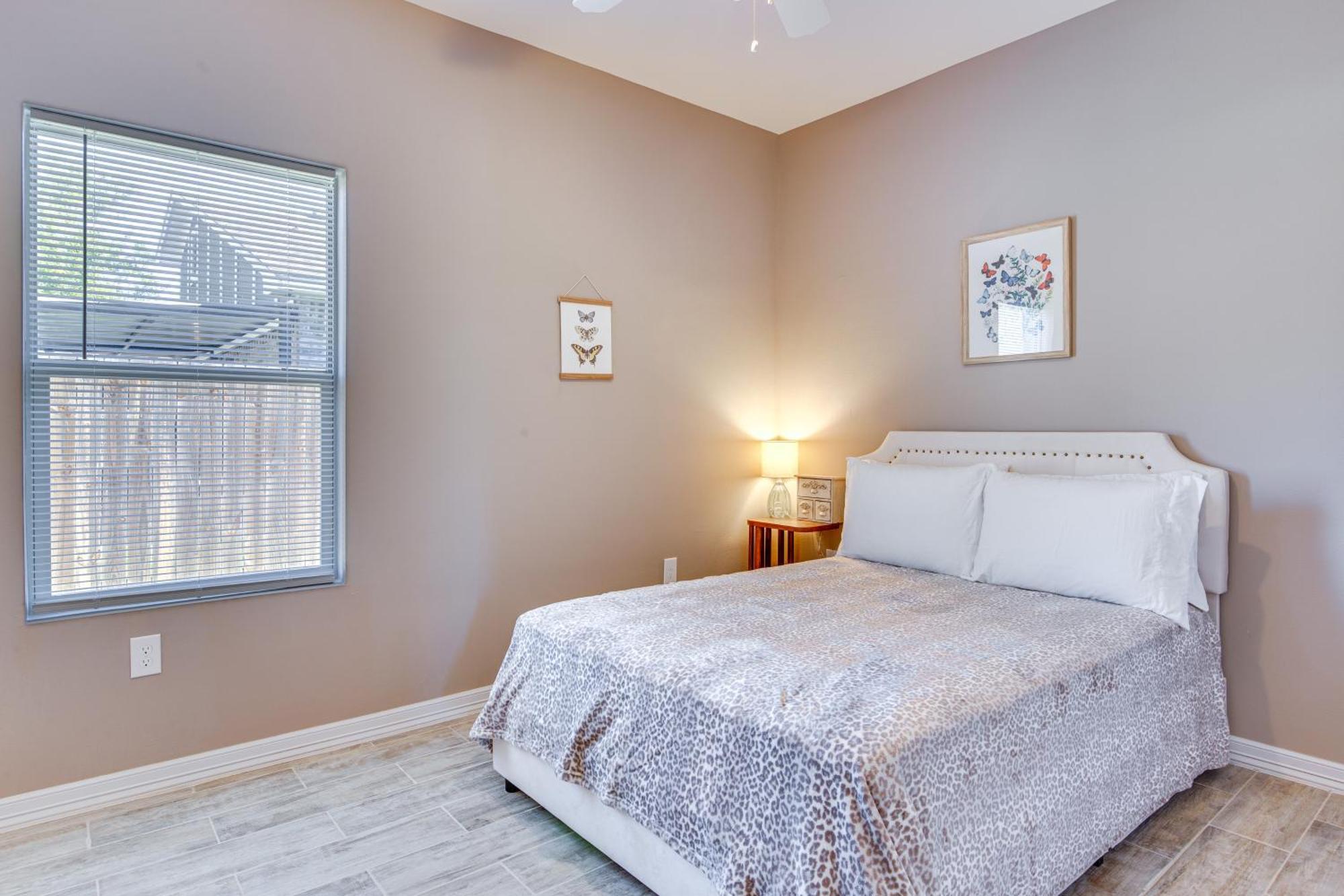 Pet-Friendly Brownsville Apartment With Yard! 외부 사진